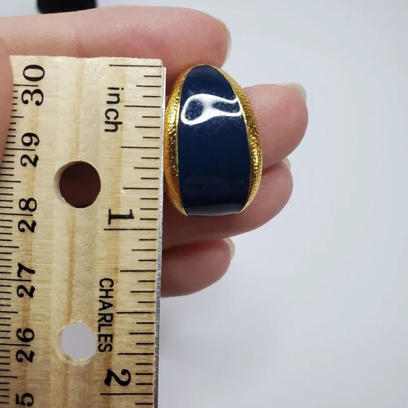 Vintage Anne Kline Gold Tone  & Navy Enamel Prong Earrings singed AK - Picture 4 of 10